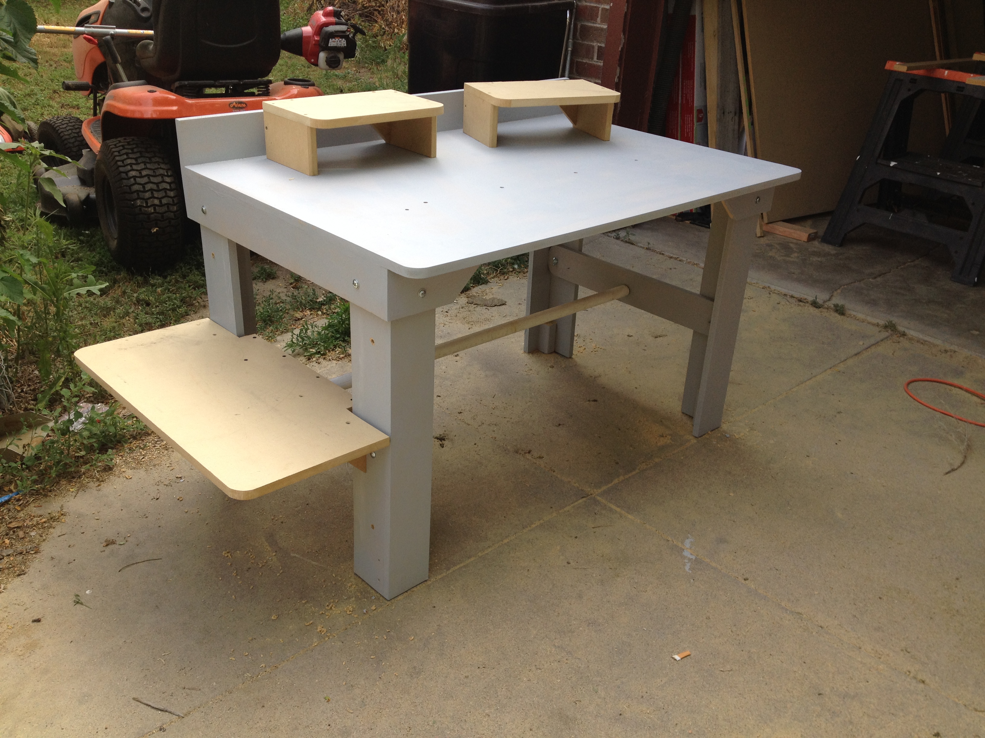 Desk build photo 5